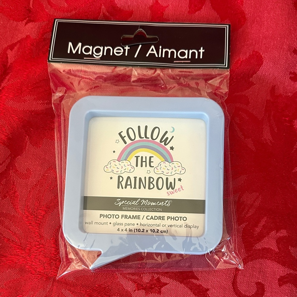 🌵 3/$15 Special Moments Magnet Light Blue Speech Bubble Frame (see description)